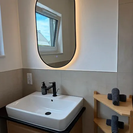 New Near Frankfurt With Parking Space, Terrace And Self-check In * Langen (Hessen)